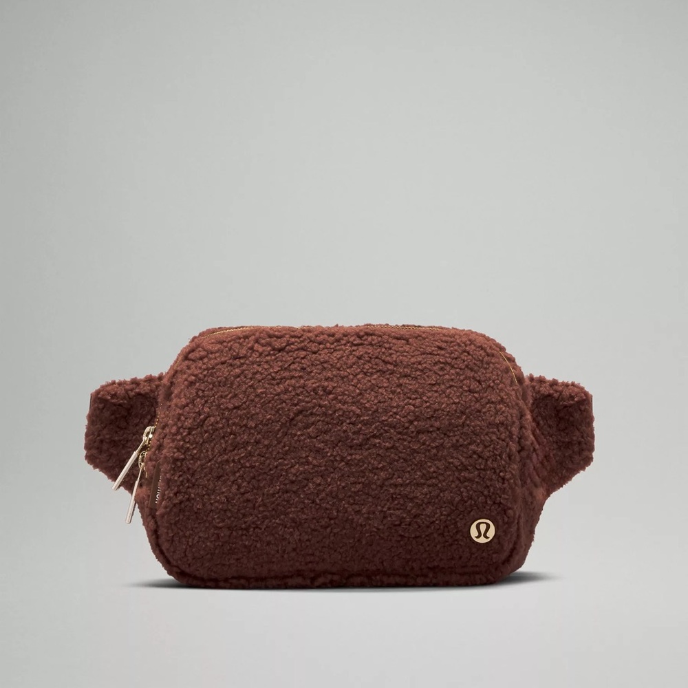 NWT Lululemon Everywhere Belt Bag Fleece Large, 2L, Brown Earth/Gold, Belt Bag